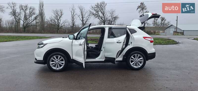 Внедорожник / Кроссовер Nissan Qashqai 2015 в Новоархангельске фото 100 Внедорожник / Кроссовер Nissan Qashqai 2015 в Новоархангельске