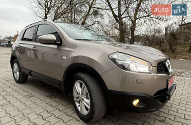 Внедорожник / Кроссовер Nissan Qashqai 2010 в Млинове