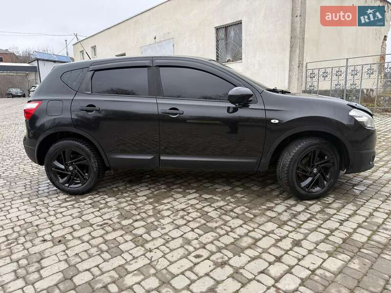 Внедорожник / Кроссовер Nissan Qashqai 2011 в Борщеве