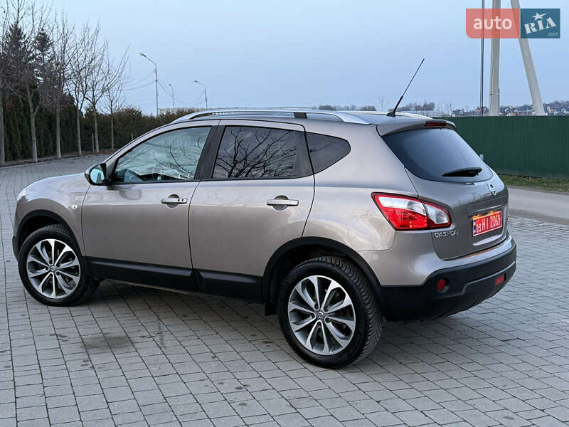 Внедорожник / Кроссовер Nissan Qashqai 2012 в Львове