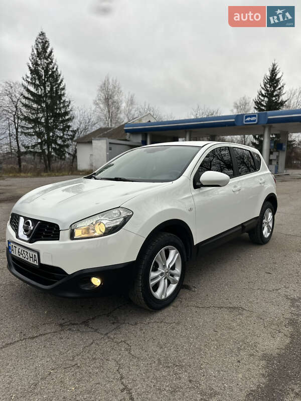 Внедорожник / Кроссовер Nissan Qashqai 2010 в Кицмани