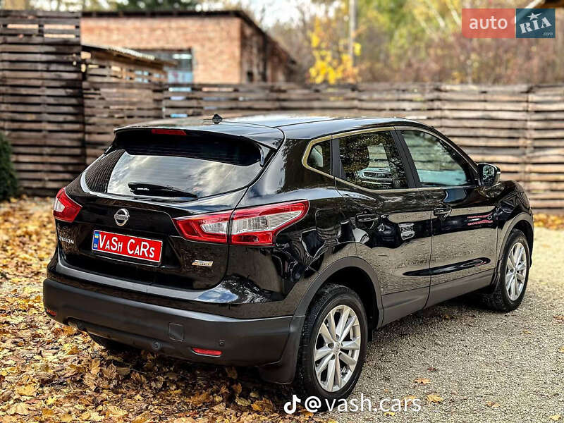 Внедорожник / Кроссовер Nissan Qashqai 2014 в Бродах