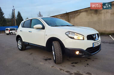 Внедорожник / Кроссовер Nissan Qashqai 2013 в Ужгороде