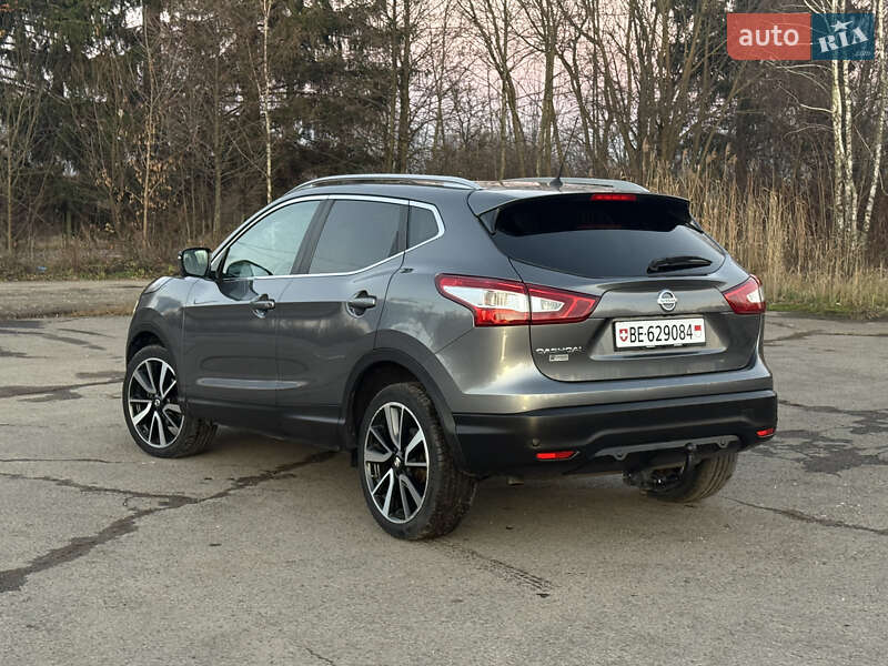 Позашляховик / Кросовер Nissan Qashqai 2015 в Трускавці фото 17 Позашляховик / Кросовер Nissan Qashqai 2015 в Трускавці
