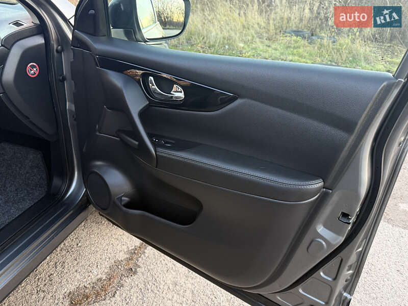 Позашляховик / Кросовер Nissan Qashqai 2015 в Трускавці фото 64 Позашляховик / Кросовер Nissan Qashqai 2015 в Трускавці