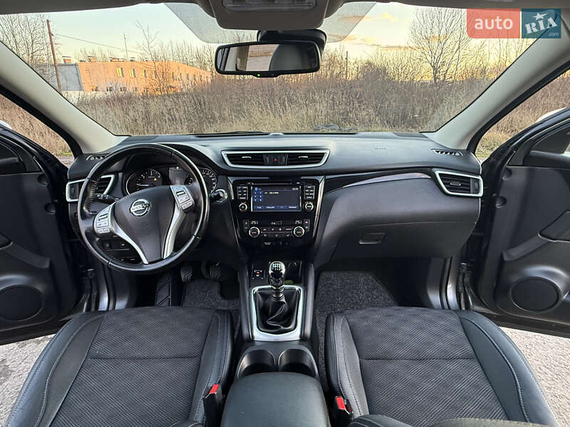 Позашляховик / Кросовер Nissan Qashqai 2015 в Трускавці фото 66 Позашляховик / Кросовер Nissan Qashqai 2015 в Трускавці