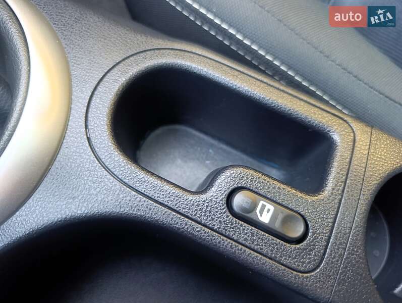 Внедорожник / Кроссовер Nissan Qashqai 2011 в Житомире фото 31 Внедорожник / Кроссовер Nissan Qashqai 2011 в Житомире