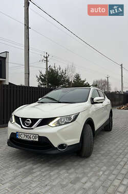 Внедорожник / Кроссовер Nissan Qashqai 2017 в Львове