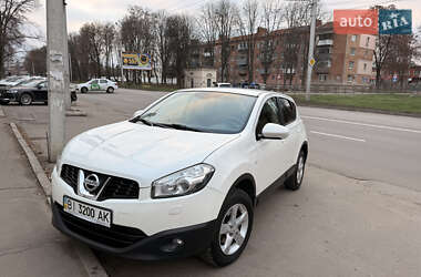 Внедорожник / Кроссовер Nissan Qashqai 2013 в Полтаве