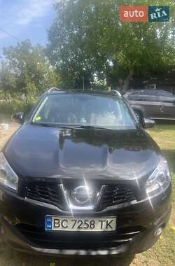Позашляховик / Кросовер Nissan Qashqai 2011 в Львові
