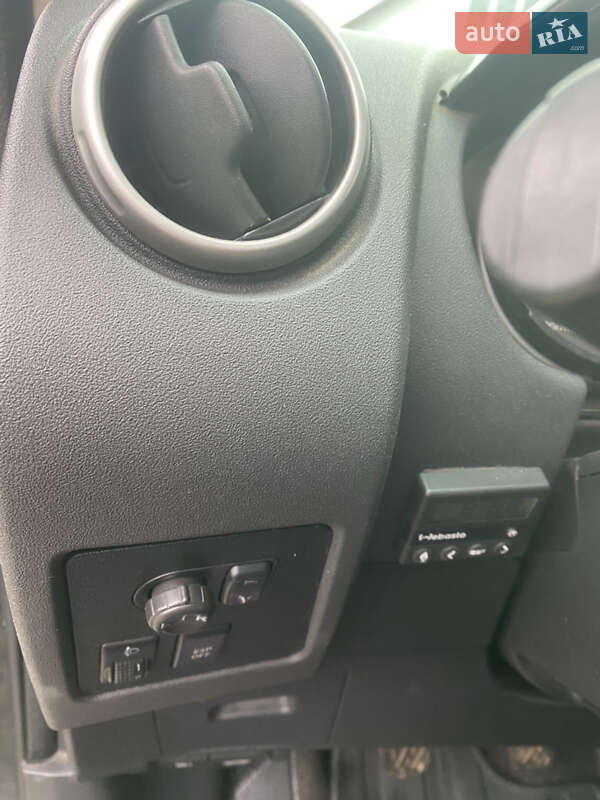 Внедорожник / Кроссовер Nissan Qashqai 2007 в Косове фото 9 Внедорожник / Кроссовер Nissan Qashqai 2007 в Косове