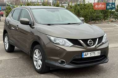 Внедорожник / Кроссовер Nissan Qashqai 2015 в Запорожье