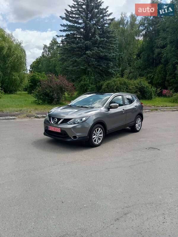 Позашляховик / Кросовер Nissan Qashqai 2014 в Луцьку
