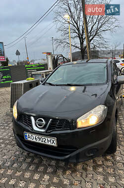 Позашляховик / Кросовер Nissan Qashqai 2010 в Львові