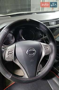 Внедорожник / Кроссовер Nissan Qashqai 2017 в Синельниково