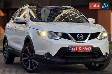 Позашляховик / Кросовер Nissan Qashqai 2014 в Івано-Франківську