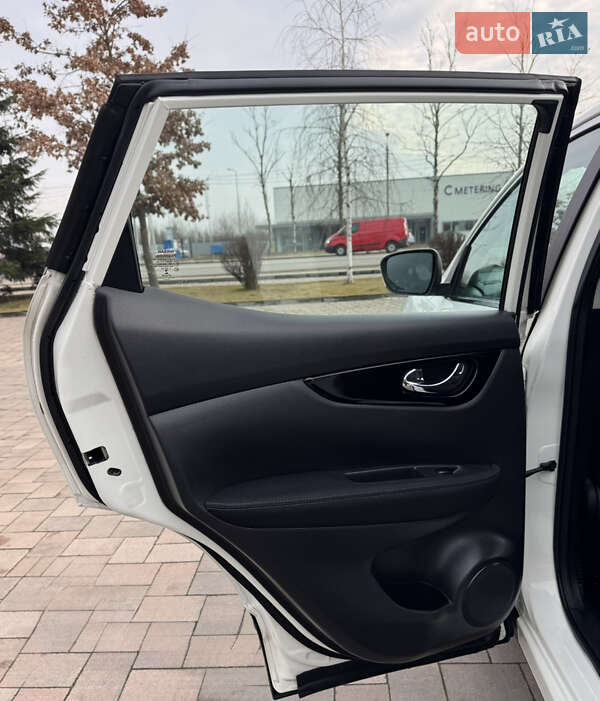 Внедорожник / Кроссовер Nissan Qashqai 2015 в Ивано-Франковске фото 29 Внедорожник / Кроссовер Nissan Qashqai 2015 в Ивано-Франковске
