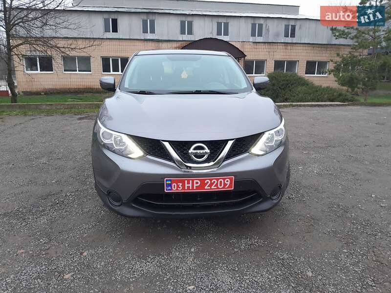 Внедорожник / Кроссовер Nissan Qashqai 2014 в Новоархангельске