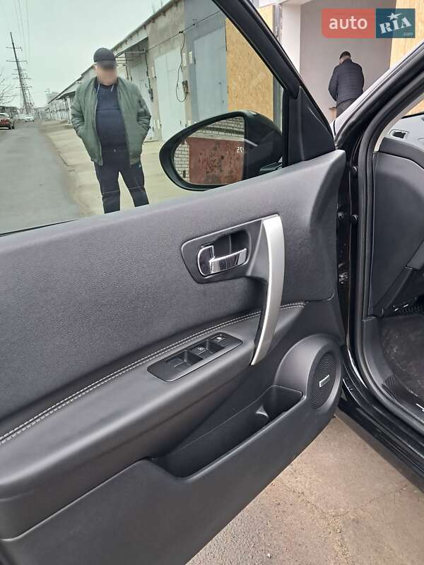 Внедорожник / Кроссовер Nissan Qashqai 2013 в Николаеве