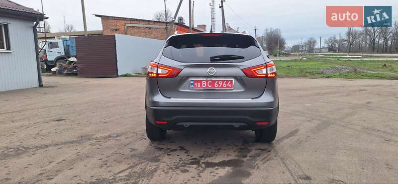 Позашляховик / Кросовер Nissan Qashqai 2016 в Новоархангельську