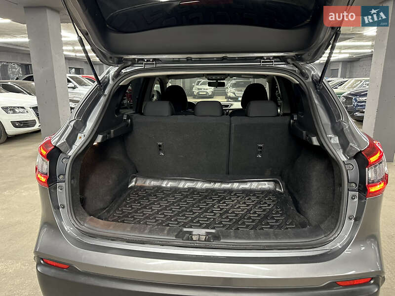 Внедорожник / Кроссовер Nissan Qashqai 2018 в Харькове