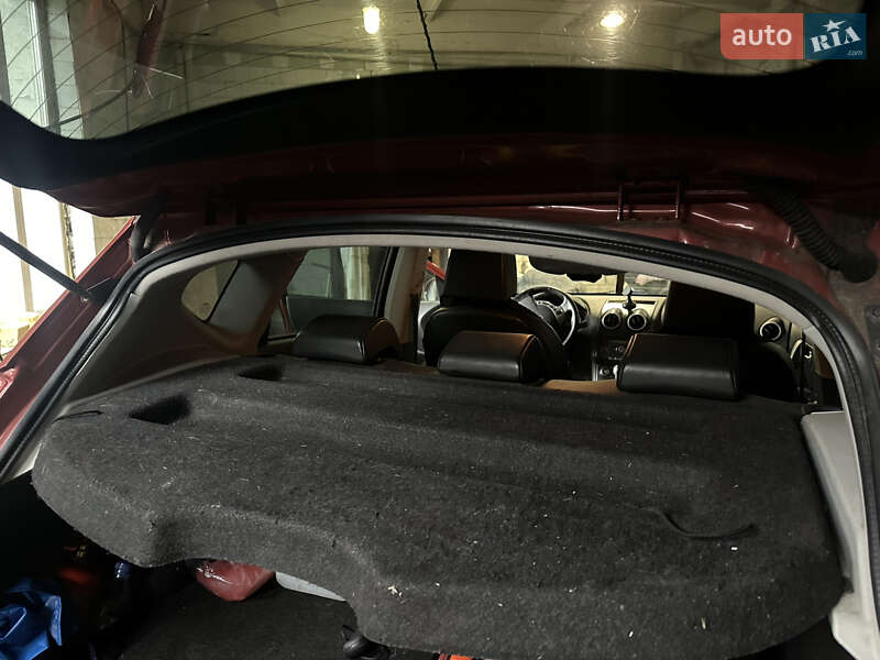 Внедорожник / Кроссовер Nissan Qashqai 2007 в Чернигове