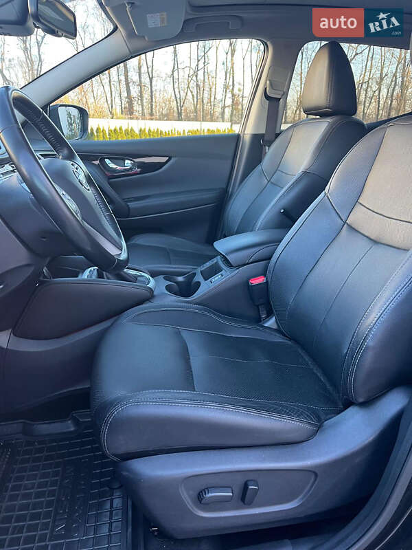 Внедорожник / Кроссовер Nissan Qashqai 2016 в Луцке