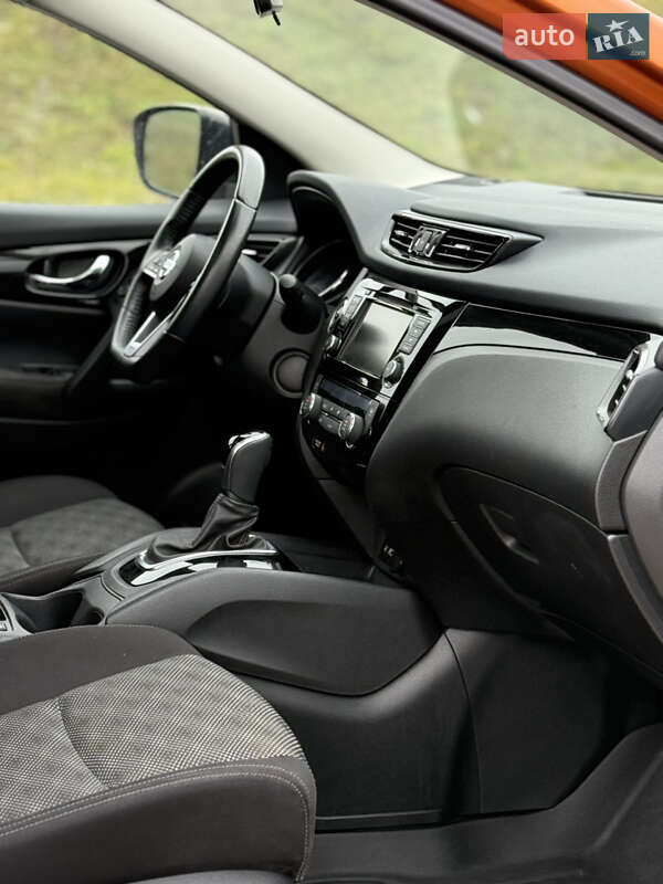 Внедорожник / Кроссовер Nissan Qashqai 2018 в Львове