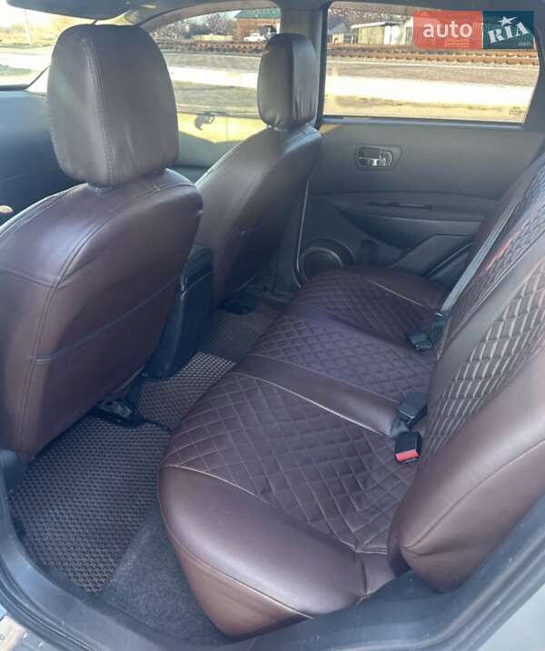 Позашляховик / Кросовер Nissan Qashqai 2011 в Охтирці