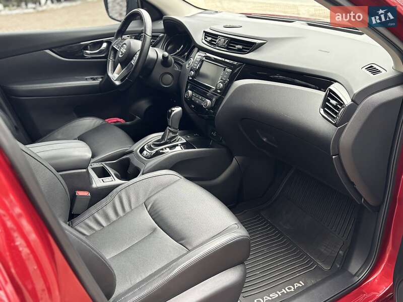 Внедорожник / Кроссовер Nissan Qashqai 2021 в Дрогобыче