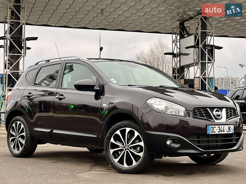 Позашляховик / Кросовер Nissan Qashqai 2013 в Дубні