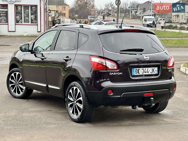 Позашляховик / Кросовер Nissan Qashqai 2013 в Дубні