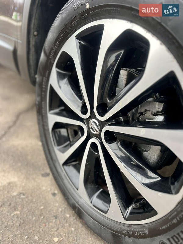 Позашляховик / Кросовер Nissan Qashqai 2013 в Дубні