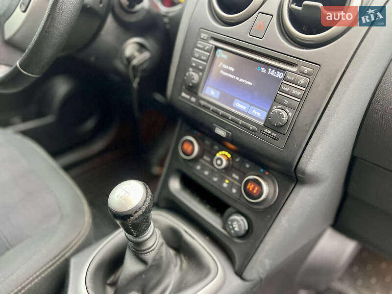 Позашляховик / Кросовер Nissan Qashqai 2013 в Дубні