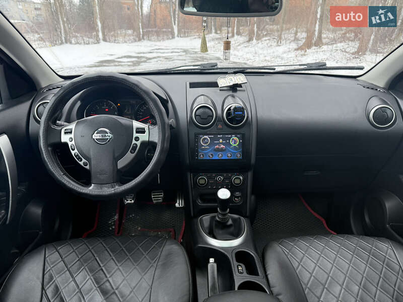 Внедорожник / Кроссовер Nissan Qashqai 2010 в Баре