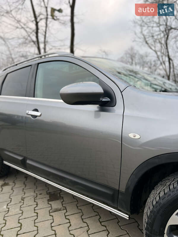 Внедорожник / Кроссовер Nissan Qashqai 2010 в Луцке