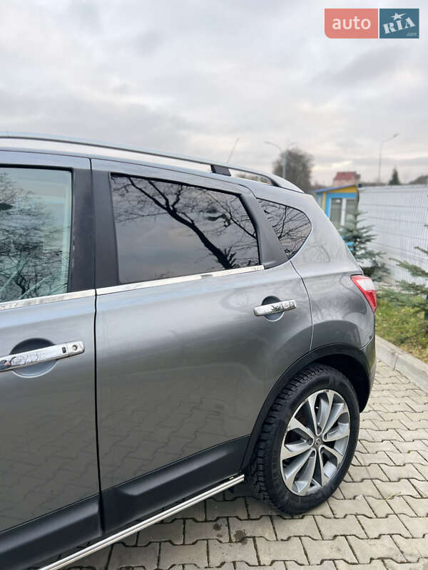 Внедорожник / Кроссовер Nissan Qashqai 2010 в Луцке