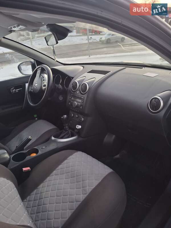Внедорожник / Кроссовер Nissan Qashqai 2008 в Черновцах