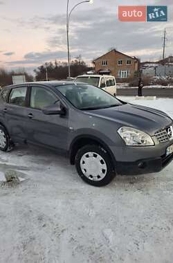 Позашляховик / Кросовер Nissan Qashqai 2008 в Чернівцях