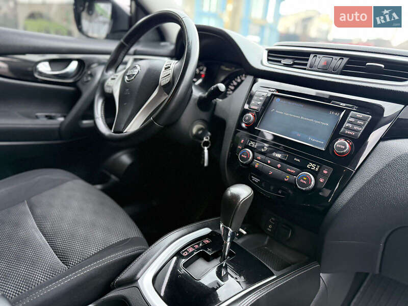 Позашляховик / Кросовер Nissan Qashqai 2017 в Хусті фото 8 Позашляховик / Кросовер Nissan Qashqai 2017 в Хусті