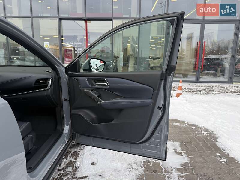 Внедорожник / Кроссовер Nissan Qashqai 2023 в Киеве