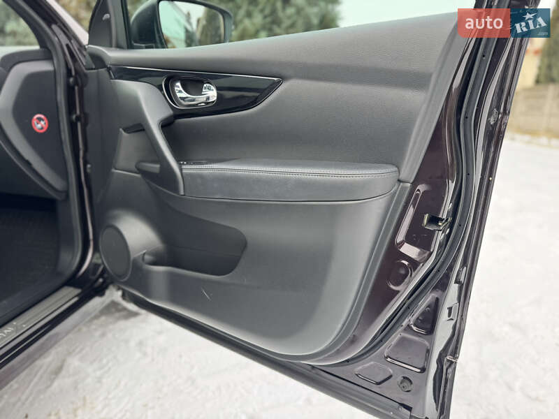 Позашляховик / Кросовер Nissan Qashqai 2014 в Луцьку фото 39 Позашляховик / Кросовер Nissan Qashqai 2014 в Луцьку