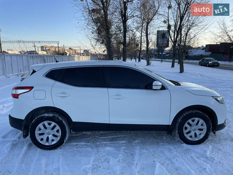 Внедорожник / Кроссовер Nissan Qashqai 2017 в Киеве