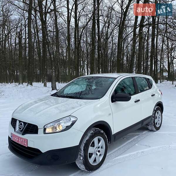 Внедорожник / Кроссовер Nissan Qashqai 2012 в Киверцах