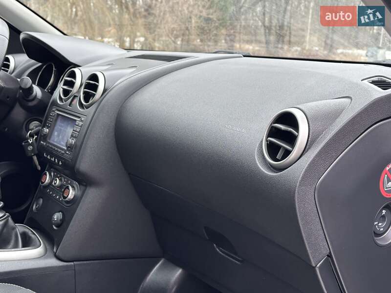 Внедорожник / Кроссовер Nissan Qashqai 2009 в Дрогобыче