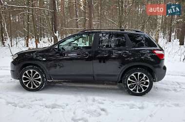 Внедорожник / Кроссовер Nissan Qashqai 2014 в Киеве