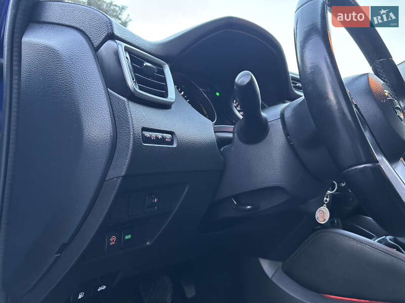 Внедорожник / Кроссовер Nissan Qashqai 2020 в Львове