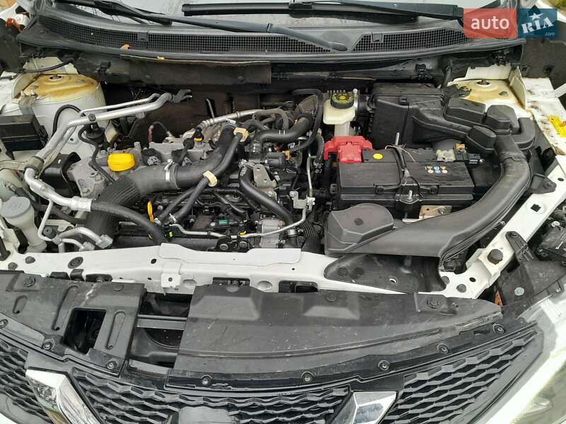 Внедорожник / Кроссовер Nissan Qashqai 2016 в Одессе фото 16 Внедорожник / Кроссовер Nissan Qashqai 2016 в Одессе