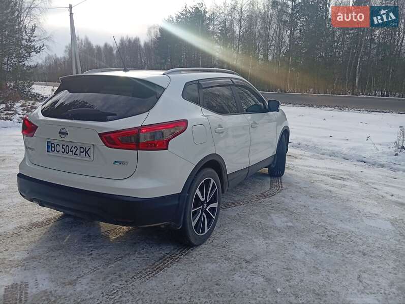 Внедорожник / Кроссовер Nissan Qashqai 2014 в Жовкве