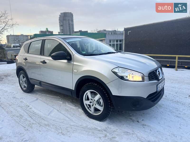 Внедорожник / Кроссовер Nissan Qashqai 2011 в Львове